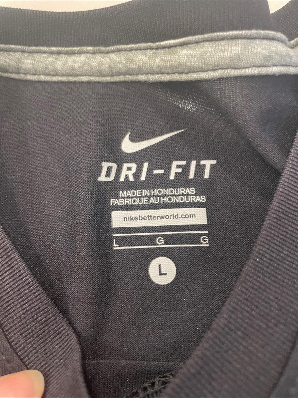Nike Dri-Fit T-shirt and Short-Size Large - Picture 3 of 6